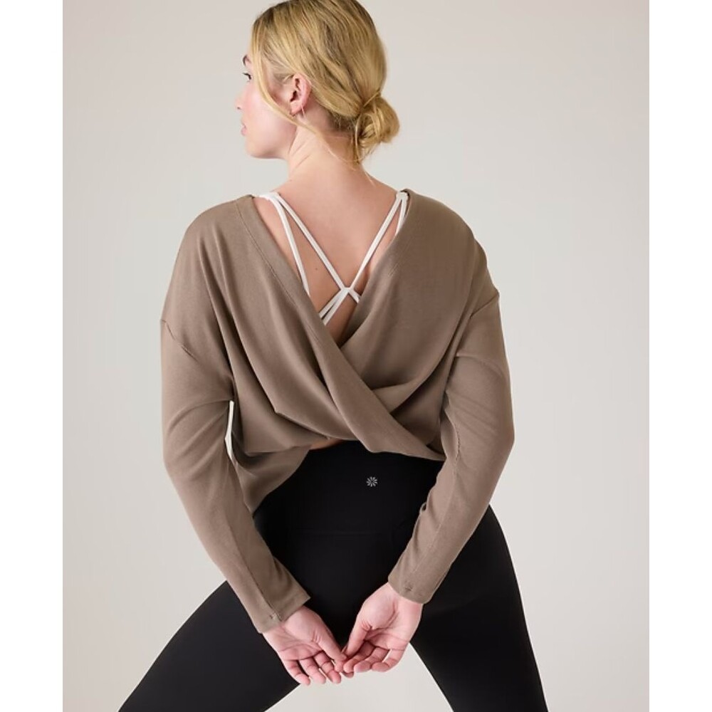 Athleta Women's Presence Twist Sweatshirt Medium Brown Pyrite Athleisure
